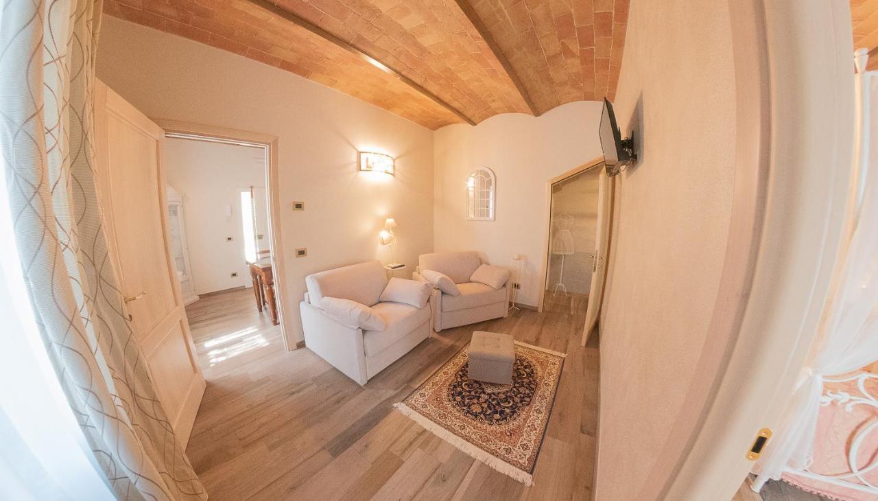 Penzion I Due Cipressi Torrenieri Exteriér fotografie